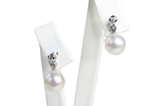 Perle Diamant Stecker