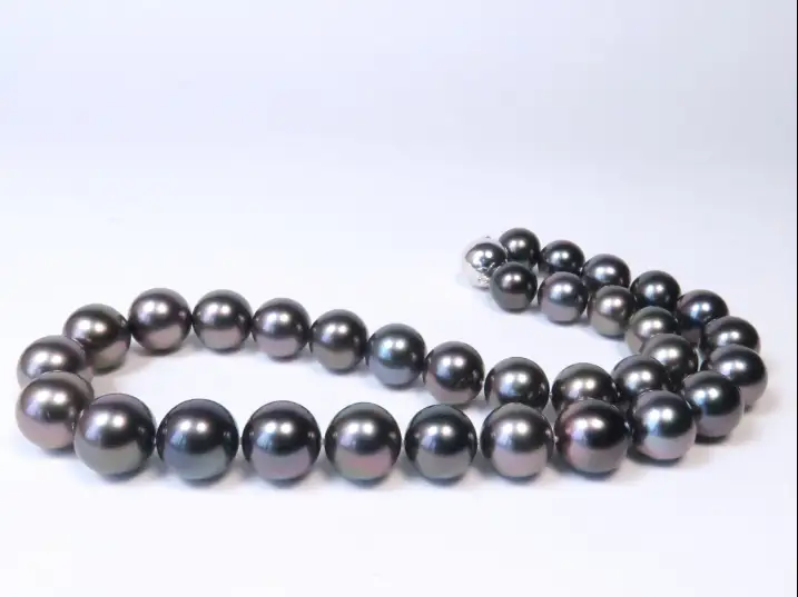 schwarze Perlen