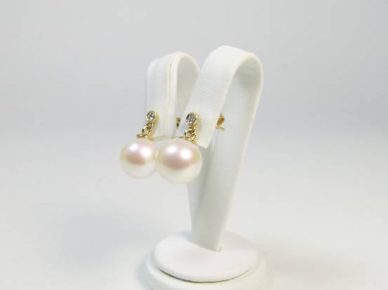 Perlenohrschmuck