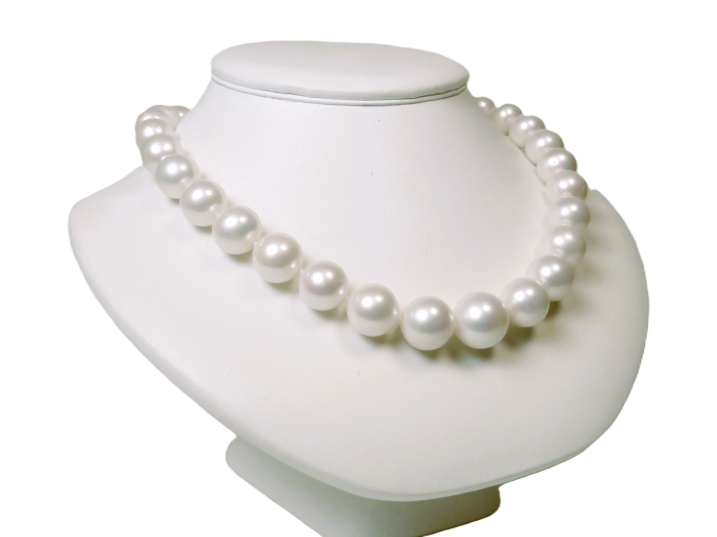 Perlen Collier