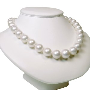Perlen Collier