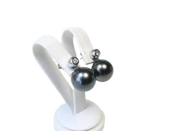 Ohrringe mit Tahitiperle und Diamant